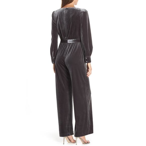 Eliza J Wrap Draped Look‎ Long Sleeves V-neck Velvet Jumpsuit Gray Size 0 - Picture 2 of 12